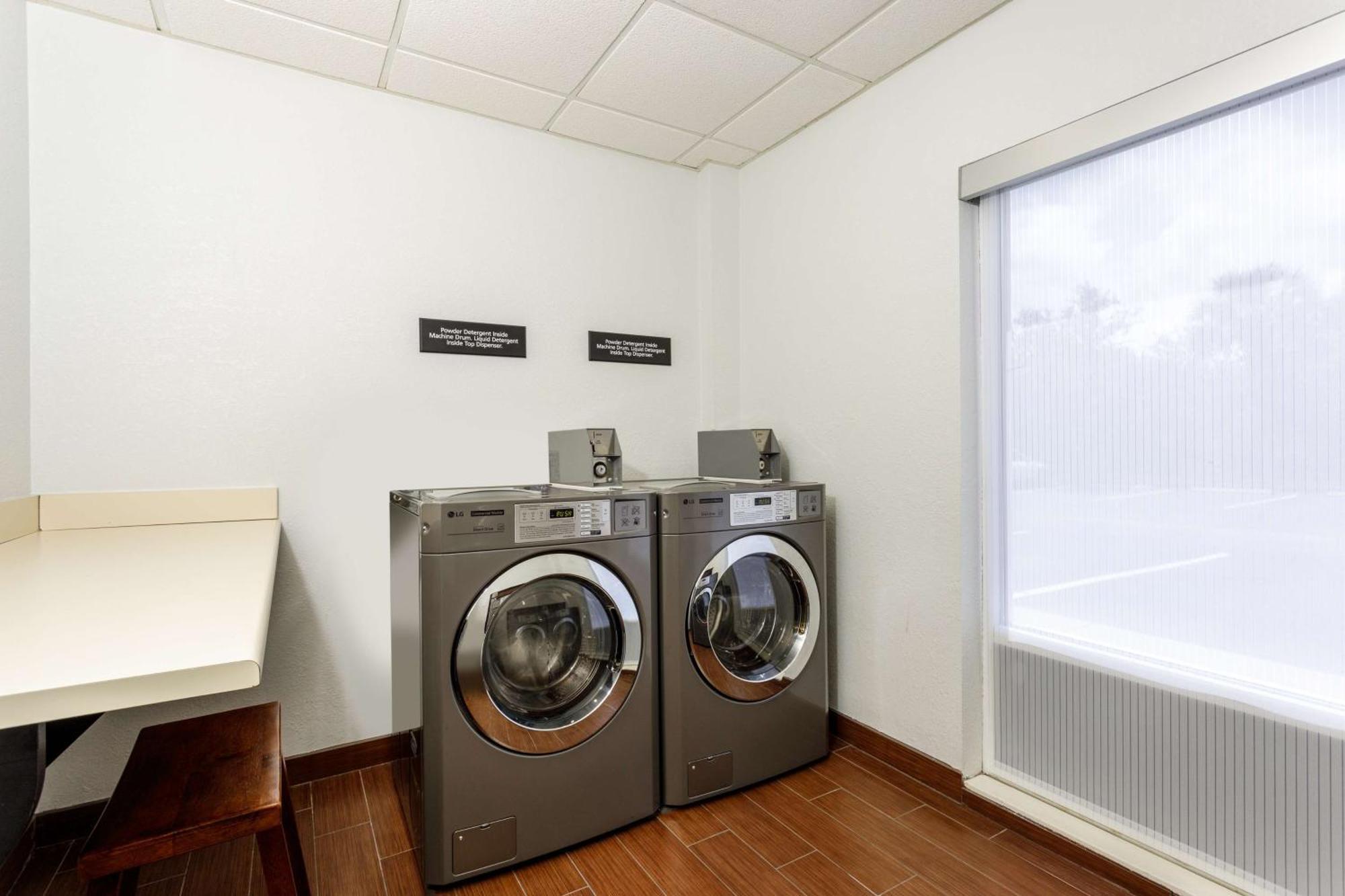 Hampton Inn Titusville/I-95 Kennedy Space Center Ngoại thất bức ảnh